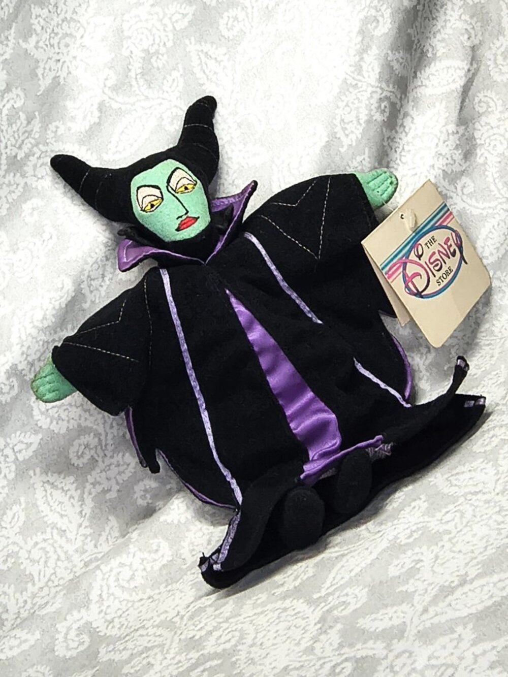 NWT Disney Store 9" Maleficent bean bag stuffed plush toy - display wear